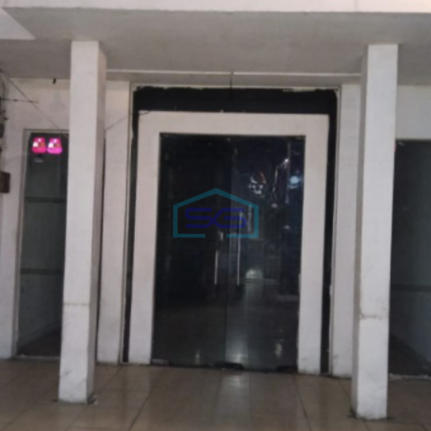 Disewakan Ruko Lokasi Bebas Banjir di Tebet Jakarta Selatan Luas Bangunan 243 m²-1