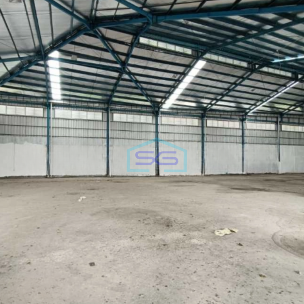 Disewakan Gudang Luas Bangunan  1200 m² Lokasi Bebas Banjir di Bekasi-1