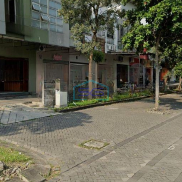 Dijual Cepat Ruko 2 Lantai Luas Bangunan  125 m² Lokasi Strategis di Citraland Surabaya-1