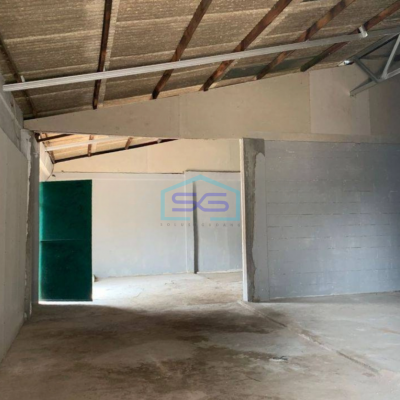 Disewakan Gudang Bebas Banjir Akses Fuso Di Jakarta Barat-2