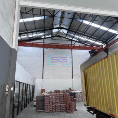 Dijual Gudang Luas Bangunan 600 m² Lokasi Strategis di Kapuk Kamal Jakarta Barat
