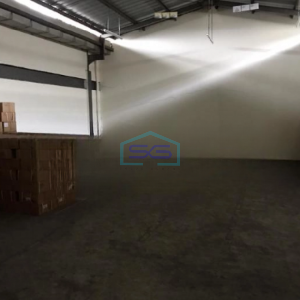 Dijual Gudang Luas Bangunan 200 m² di Pantai Indah Kapuk Jakarta Utara-1