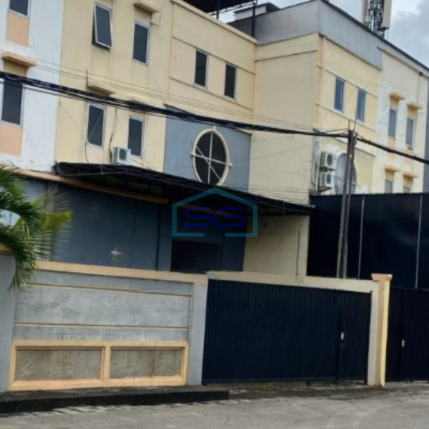 Dijual Gudang Lokasi Bebas Banjir Luas Bangunan 200 m² di Pantai Indah Kapuk Jakarta Utara-1