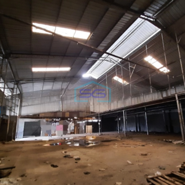 Dijual Gudang Akses Container Luas Bangunan 300 m² di Kapuk Jakarta Utara-1