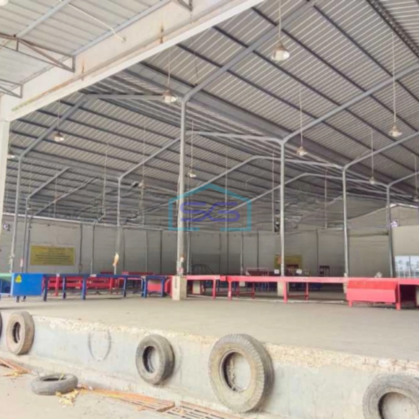 Disewakan Gudang Akses Container 40 Feet Luas Bangunan 2300 m² di Kapuk Kamal Jakarta Barat-2