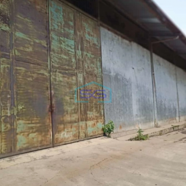 Dijual Gudang Luas Bangunan 3000 m² di Kapuk Kamal Jakarta Barat-1