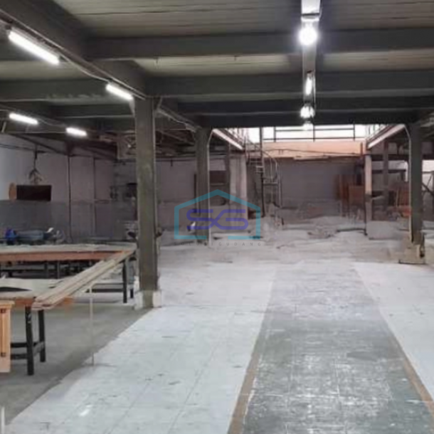 Dijual Gudang Luas Bangunan 4500 m² di Kapuk Kamal Jakarta Barat-1