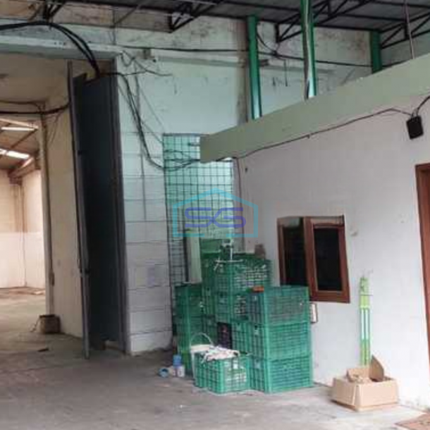 Disewakan Gudang Ada Kantor Luas Bangunan  430 m² di Pantai Indah Kapuk Jakarta Utara-1