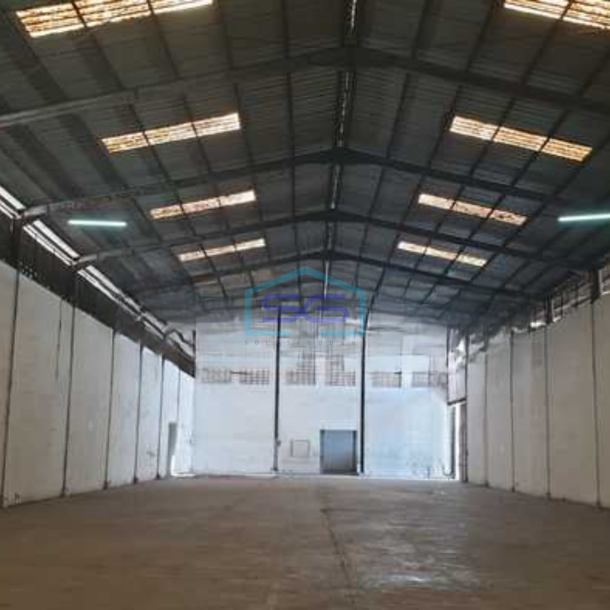 Disewakan Gudang Luas Bangunan 3000 m² di Kapuk Jakarta Utara-1