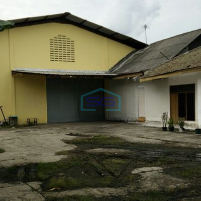 Disewakan Gudang Lokasi Bebas Banjir Luas Bangunan 1350 m² di Angke Jakarta Barat