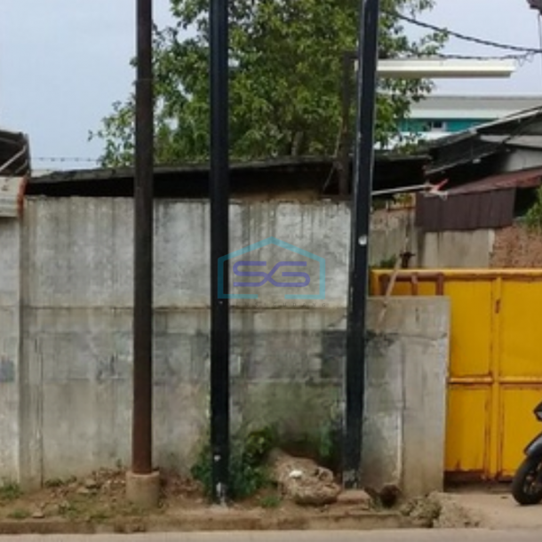Disewakan Gudang Lokasi Bebas Banjir Luas Bangunan  3000 m² di Kapuk Jakarta Utara-1