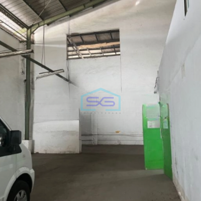 Disewakan Gudang Akses Container 20 Feet Luas Bangunan 700 m² di Kapuk Jakarta Utara