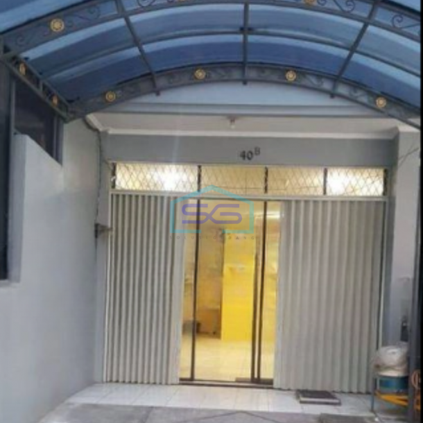Dijual Ruko Rapih Luas Bangunan  270 m² di Gajah Mada Jakarta Pusat-2