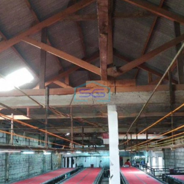 Dijual Gudang 2 Lantai Luas Bangunan 700 m² di Kalideres Jakarta Barat-1