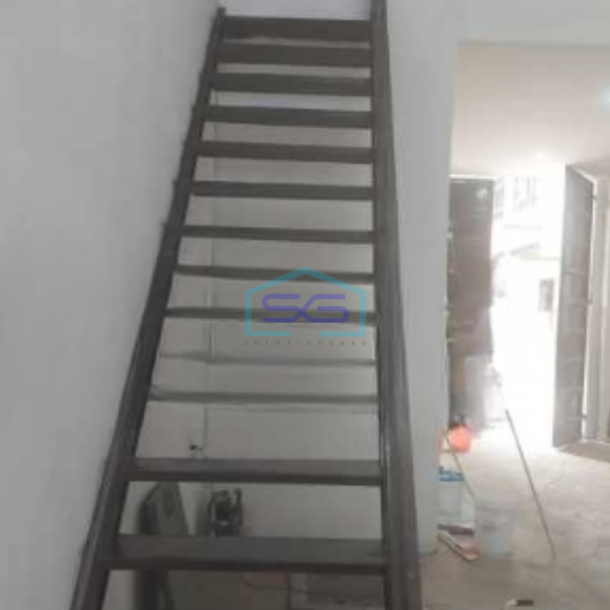 Dijual Gudang Lokasi Strategis Bebas Banjir di Teluk Naga Tangerang Luas Bangunan  180 m²-3