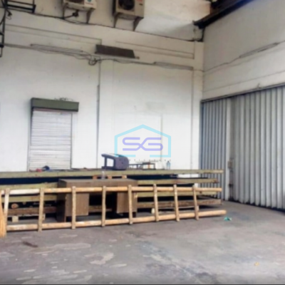Dijual Gudang Eks Pabrik Luas Bangunan  1700 m² Lokasi Kamal Jakarta Utara