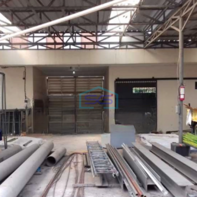 Dijual Gudang Ada Kantor Luas Tanah  879 m² Lokasi Cipondoh Tangerang-2