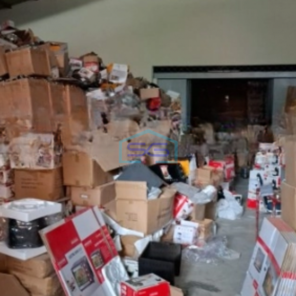 Dijual Gudang Luas Tanah 700 m² Akses Container 20 Feet Lokasi Cipondoh Tangerang-2