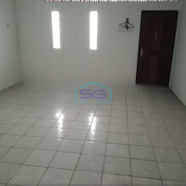 Disewakan Ruko 2 Lantai Kondisi Bangunan Bagus Lokasi Tangerang-3