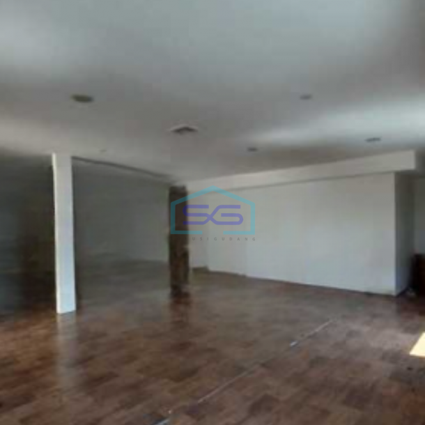 Disewakan Ruko Lokasi Strategis Luas Tanah 165 m² di Taman Palem Jakarta Barat-1
