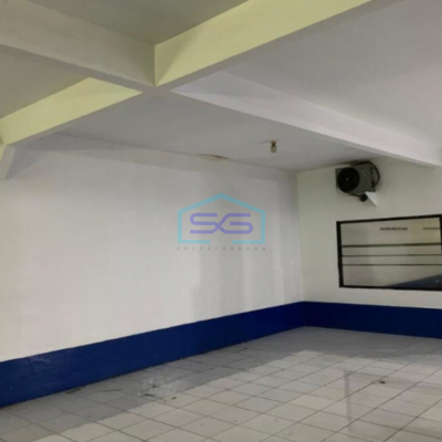 Disewakan Ruko Lokasi Pinggir Jalan Raya Luas Bangunan  500 m² di Tangerang