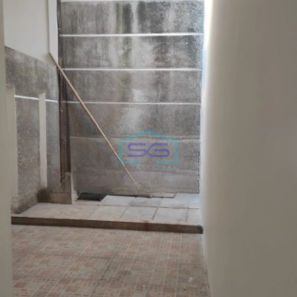 Disewakan Ruang Usaha Bebas Banjir Lokasi Pinggir Jalan Raya Karawaci Tangerang-3