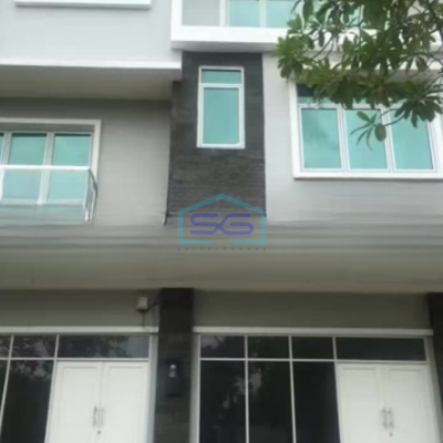 Disewakan Ruko Ada Lift Luas Bangunan 1012 m² Lokasi Pantai Indah Kapuk Jakarta Utara