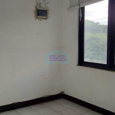 Disewakan Ruko Baru Lokasi Pinggir Jalan Raya Daan Mogot Tangerang Luas Bangunan 230 m²