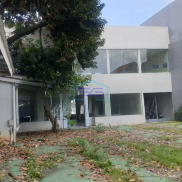 Disewakan Ruko 2 Lantai Luas Bangunan  1100 m² Lokasi Jakarta Barat-1