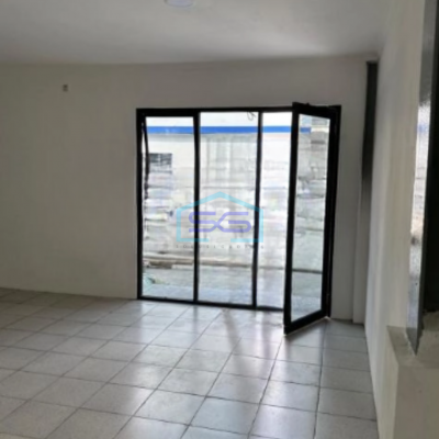 Disewakan Gudang Luas Bangunan  804 m² Lokasi Strategis di Periuk Tangerang