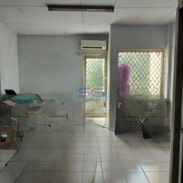 Dijual Ruko 2 Lantai Luas Bangunan 108 m² di Kalideres Jakarta Barat-1