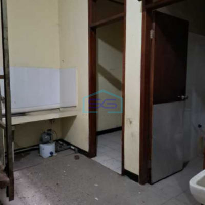 Disewakan Ruko Luas Bangunan 220 m² Lokasi Daan Mogot Jakarta Barat