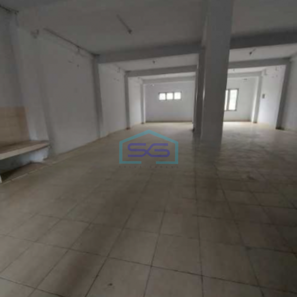 Disewakan Ruko Luas Bangunan 550 m² Bangunan Baru di Tangerang-1