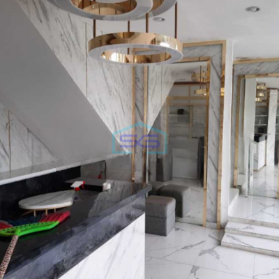 Disewakan Ruko 3 Lantai Luas Tanah 135 m² Lokasi Taman Palem Jakarta Barat