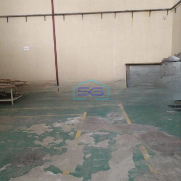 Dijual Gudang Ex Workshop Luas Bangunan 300 m² di Dekat Bandara Jakarta Barat-1
