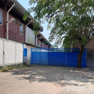 Dijual Gudang Luas Bangunan 4000 m² Lokasi Strategis Pinggir Jalan di Tambun Selatan Bekasi-2