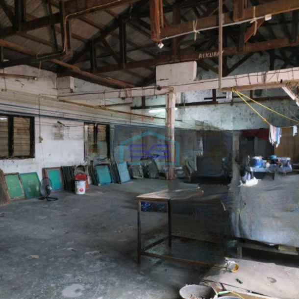 Dijual Gudang 2 Lantai Luas Bangunan  700 m² di Kalideres Jakarta Barat-3