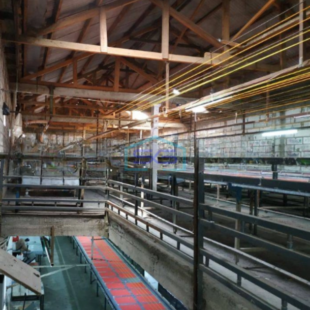 Dijual Gudang 2 Lantai Luas Bangunan  700 m² di Kalideres Jakarta Barat-2