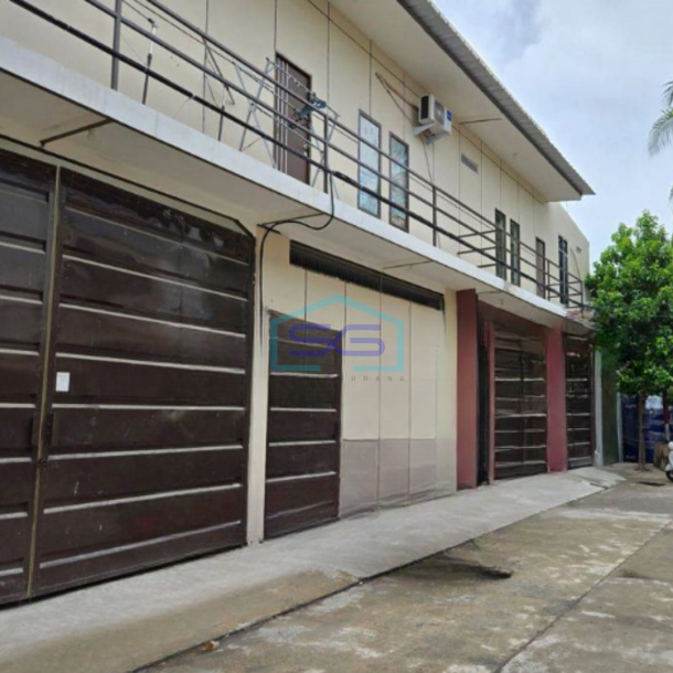 Dijual Gudang Luas Bangunan 200 m² Lokasi Strategis di Teluk Naga Tangerang-3