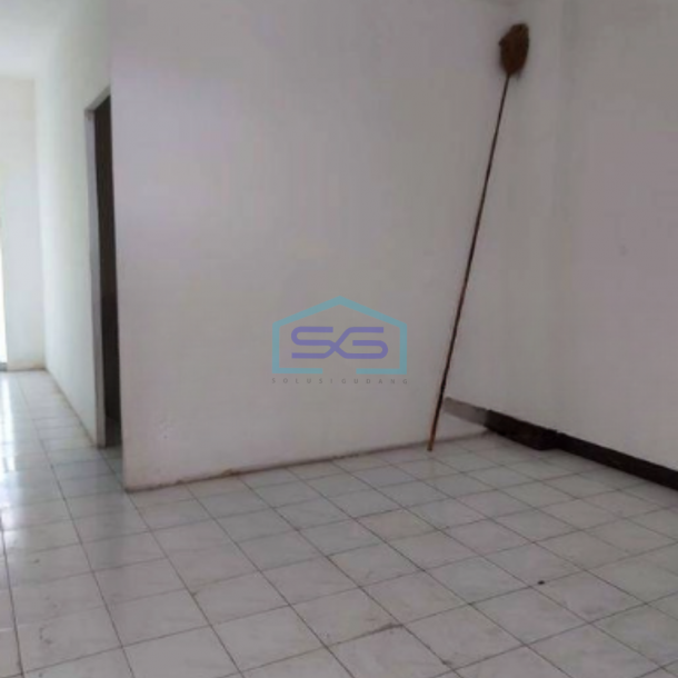 Disewakan Ruko Baru Luas Bangunan 230 m² di Daan Mogot Tangerang-1