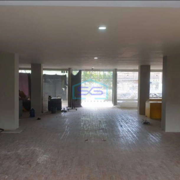 Disewakan Ruko Luas Tanah  1200 m² Lokasi Pinggir Jalan Raya Pos Pengumben Jakarta Barat-2