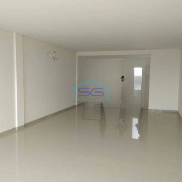 Dijual Ruko 3 Lantai Luas Bangunan 213 m² di Cikokol Tangerang-3