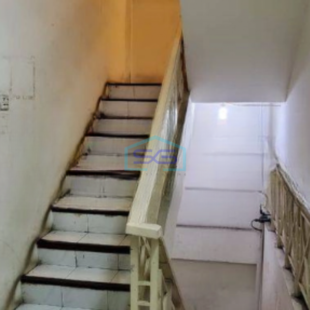 Disewakan Ruko 3 Lantai Depan Jalan Besar di Daan Mogot Jakarta Barat Luas Bangunan  237 m²-3