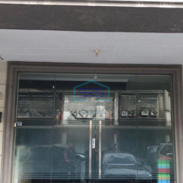 Disewakan Ruko Luas Bangunan  200 m² di Alam Sutera Tangerang-1