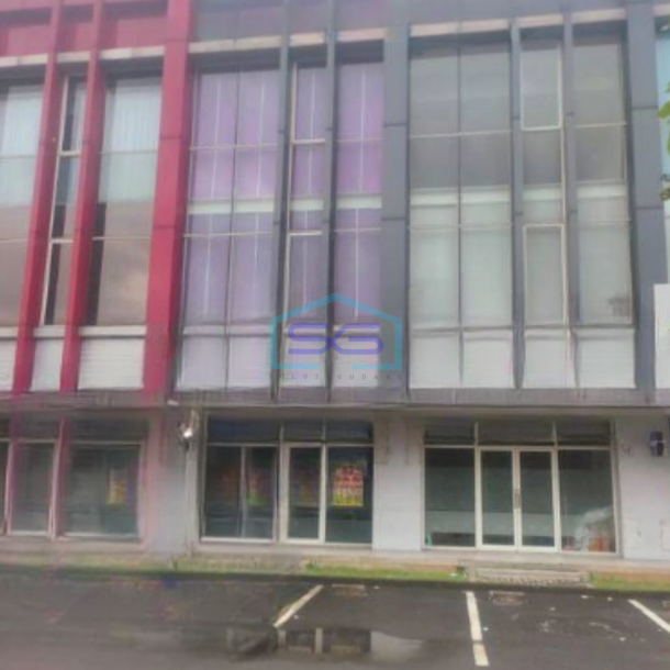 Disewakan Ruko 3 Lantai Luas Bangunan  213 m² di Cikokol Tangerang-2