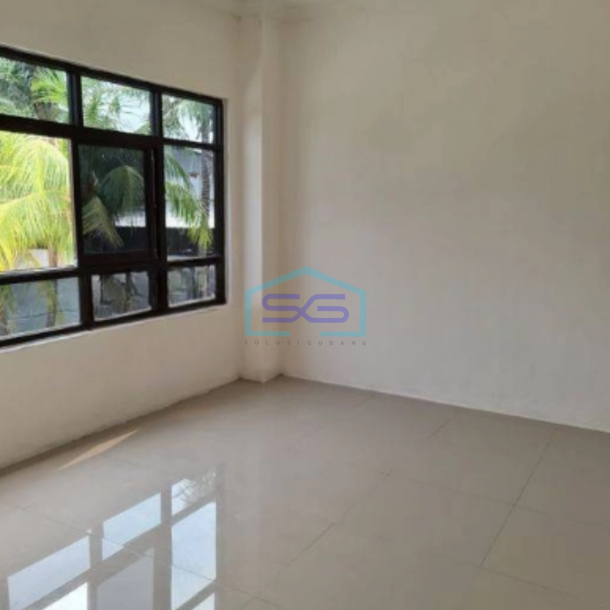 Disewakan Gudang Luas Bangunan 150 m² di Teluk Naga Tangerang-1