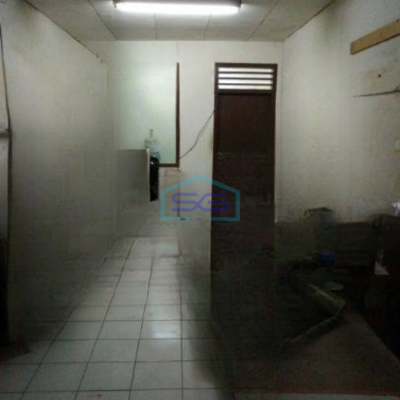Disewakan Gudang Murah Luas Bangunan  400 m² di Kalideres Jakarta Barat-3