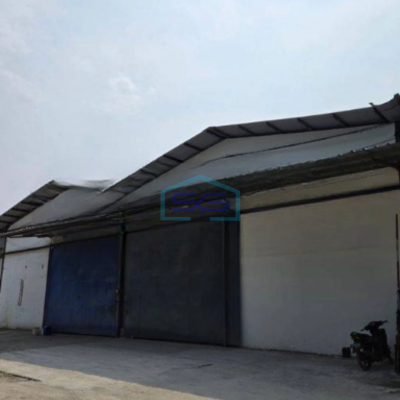 Disewakan Gudang Ada Kantor Luas Bangunan 590 m² Lokasi Strategis di Teluk Naga Tangerang-3