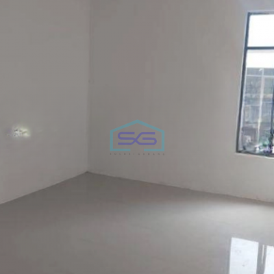 Disewakan Gudang Baru Luas Bangunan 216 m² Lokasi Strategis di Teluk Naga Tangerang-2