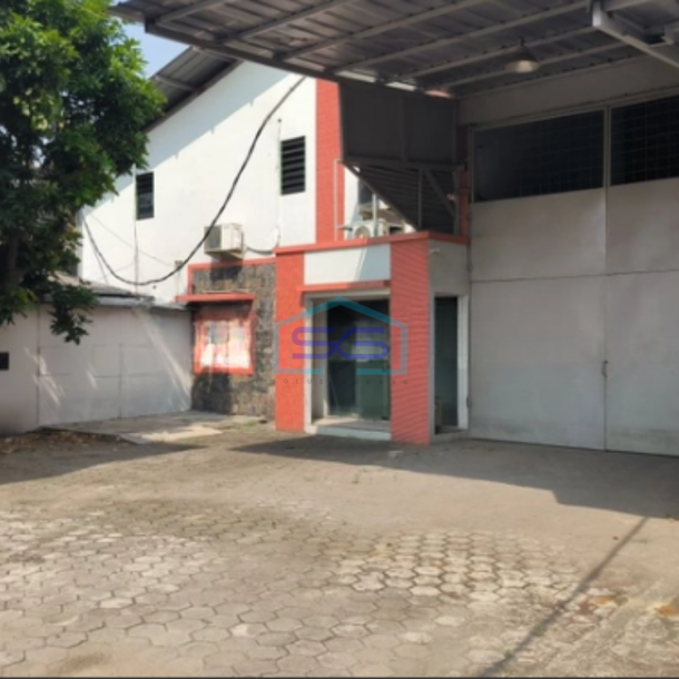 Disewakan Gudang Cipondoh Kavling Dpr Tangerang LB 800m2-1